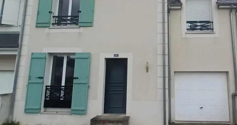 Facade maison type 5 avec garage et jardin à vendre sur La Ville-aux-Dames | Transactions Tours'n Gestion Immo 37