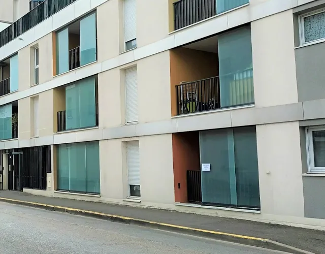 Façade immeuble avec appartement Type 2 à louer sur Joué les Tours proche Mairie et commerces | Tours'N Gestion Immo 37