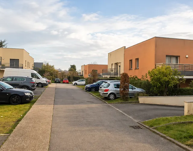 Vue immeuble avec T2 à louer sur joué-les-Tours | Tours'N Gestion Immo 37