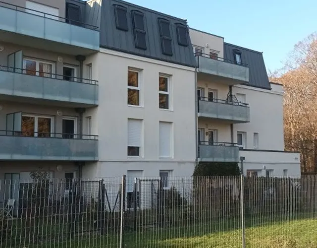 Façade immeuble Appartement T3 de 60 m² env. avec parkings à louer sur Chambray-les-Tours | Tours'N Gestion Immo 37