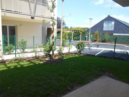 vue terrasse et jardin appartement type 2 à louer sur Tours-Nord | Tours'N Gestion Immo 37